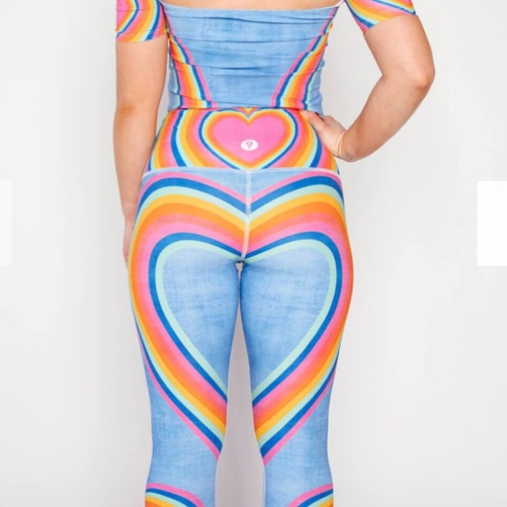 Colorful Heart Patterned Women's Leggings- NWT